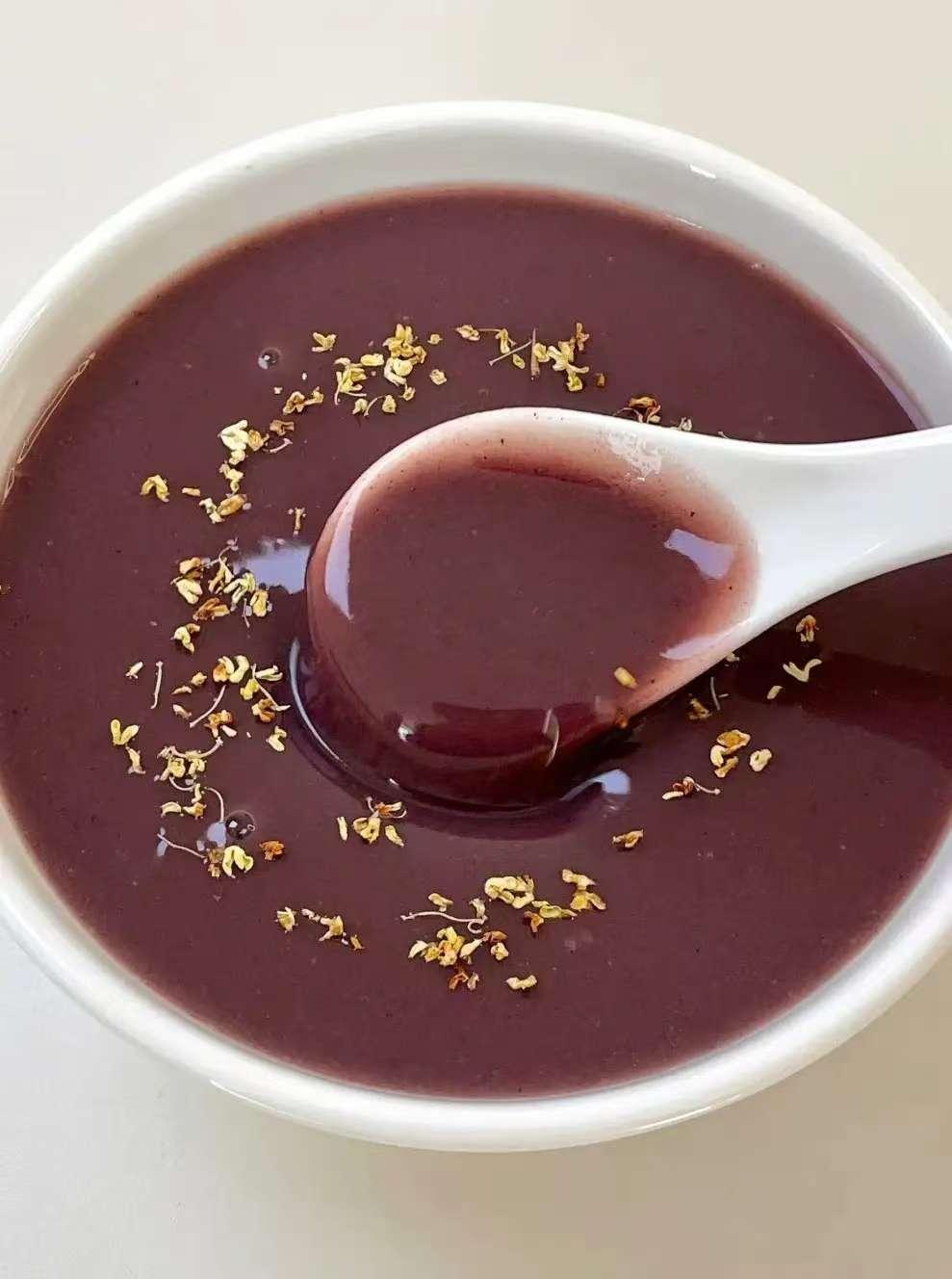 喝苹果豆浆半年，气色亮了，脸不干了，脑子也清楚了。以前乱打一通，喝完没感觉，还