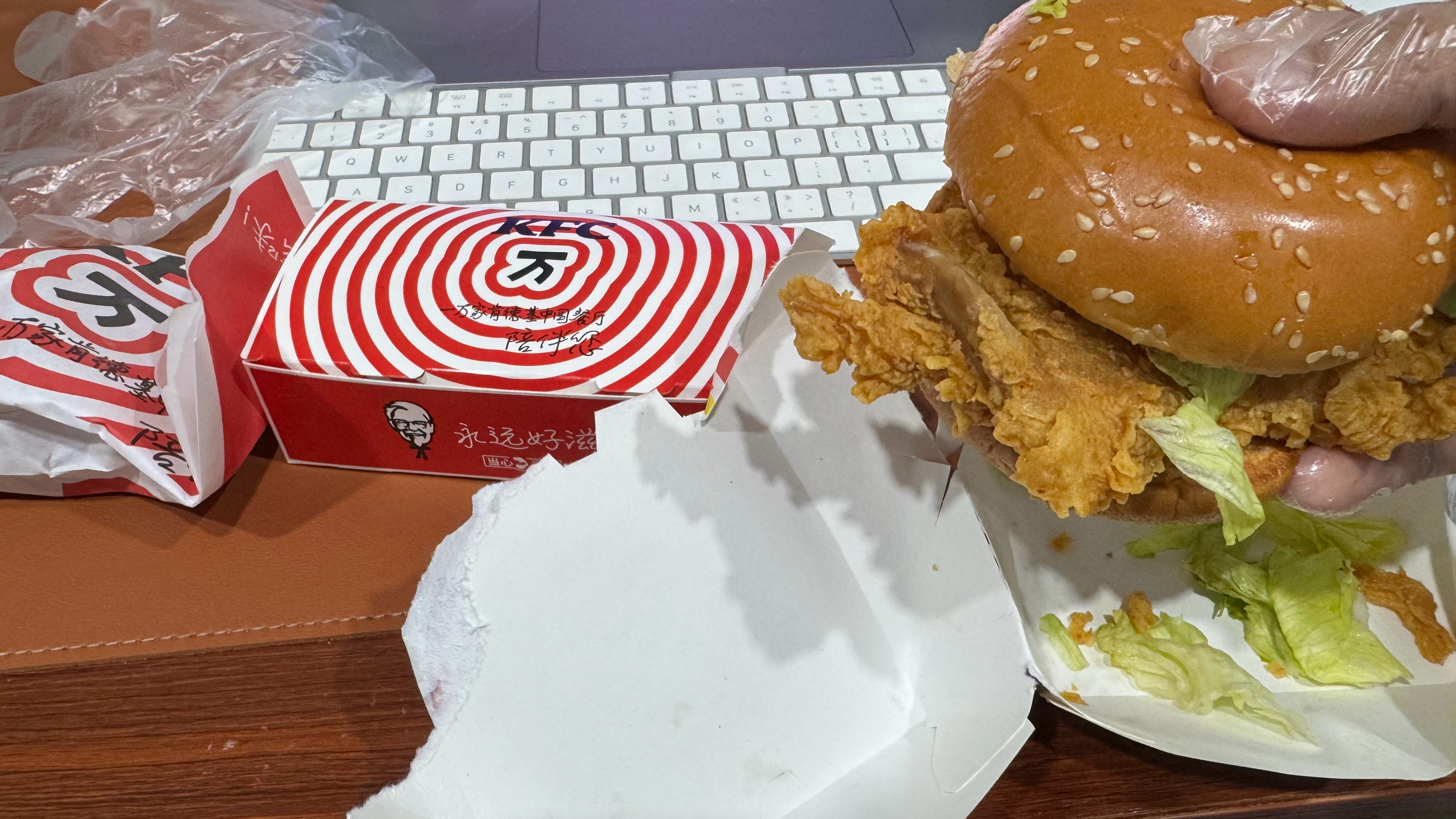 为了让自己多长点肉我决定每天加一餐“开封菜”[墨镜]​​​