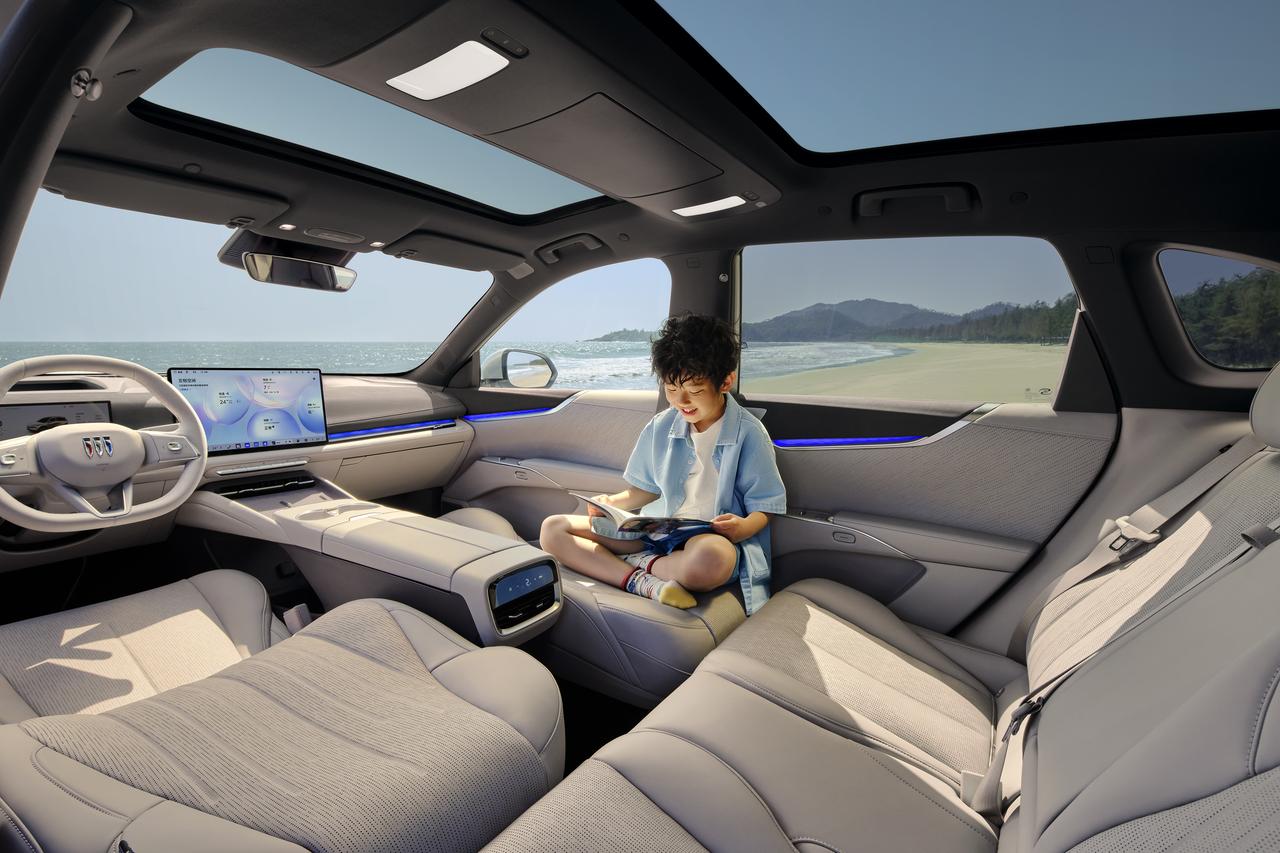 17.49万最值？别克至境E7中配版才是家用性价比之选。别克至境E7正式上市，