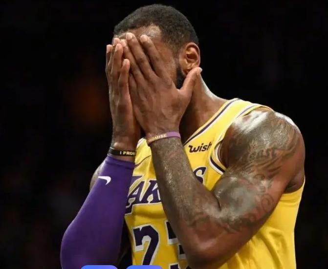 掘金赢了，湖人西部第三却没了，这真是雪上加霜啊！今天掘金战胜开拓者了。凭着这