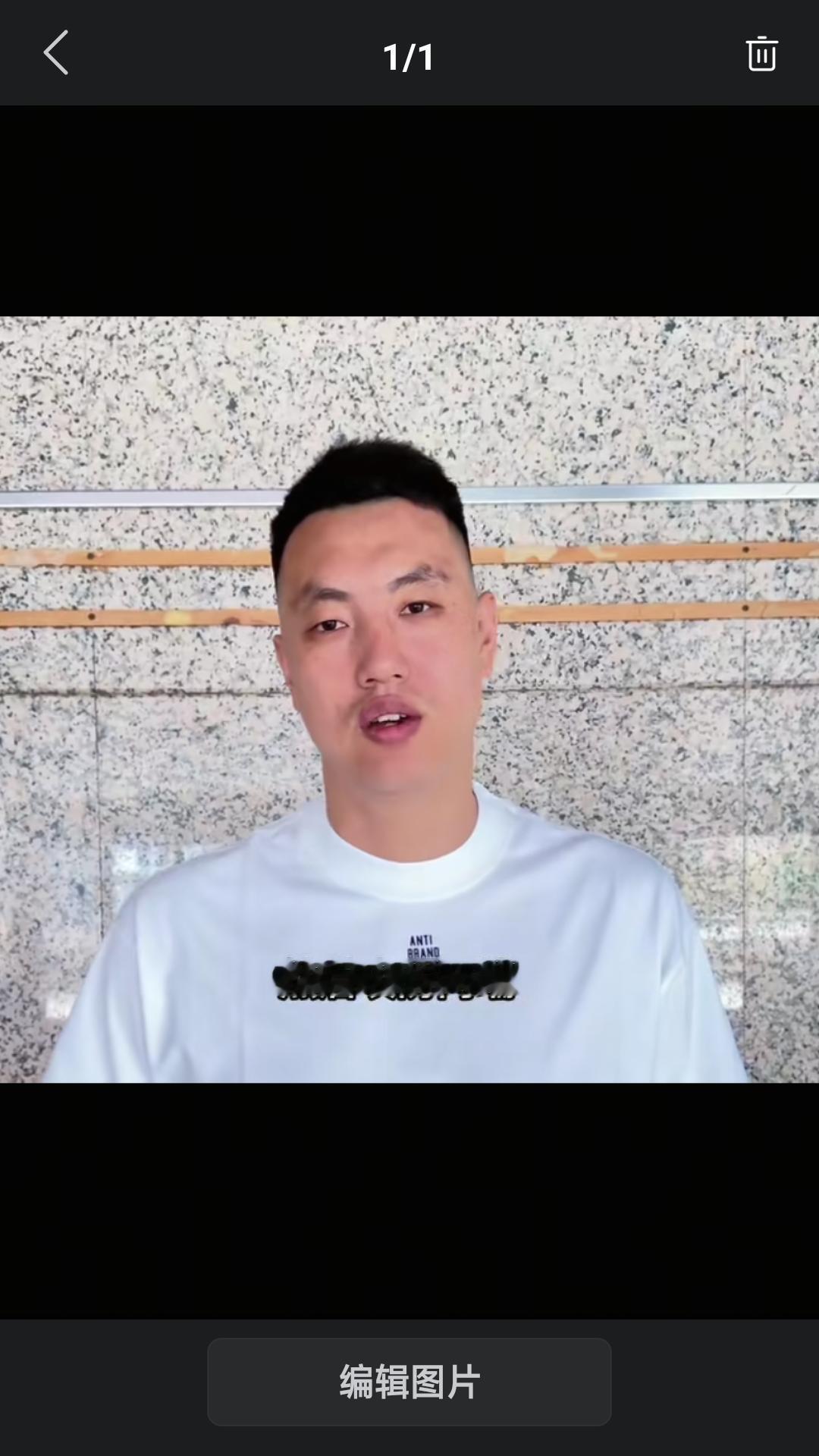 【CBA季后赛京粤大战明晚打响，这组强强对决将备受关注。赛前北京北汽男篮队长翟