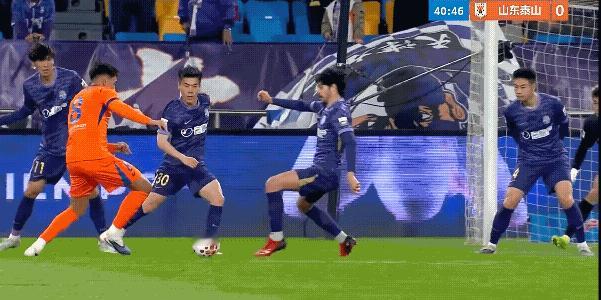 天津津门虎这个点球如果没有视频回放，可能就判了，有视频回放裁判肯定不会判罚，天津