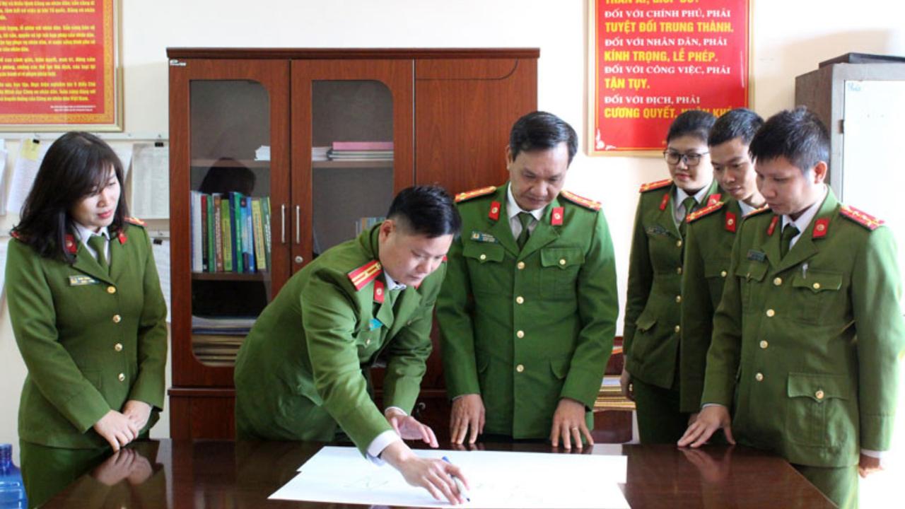 越南刑警是这个样子的