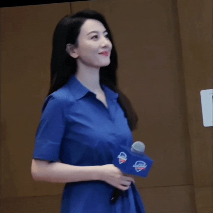 女神走路好飒好美！
