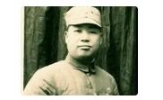1975年4月，蒋介石病死，在香港的关麟征非常悲痛，带着妻子去吊唁。一下飞机，黄