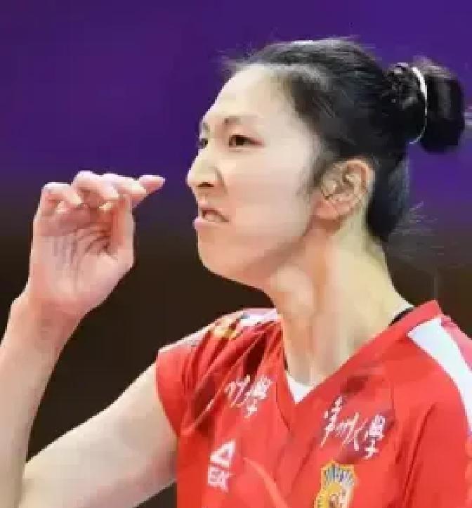 世俱杯720万奖金，江苏队直接不要了江苏女排刚把联赛冠军奖杯抱回家，转身就