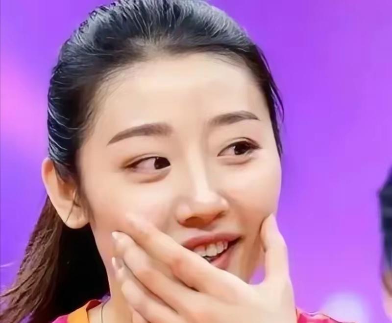 羡慕嫉妒恨现在网上最热闹的话题大概是女排“去津化”啦！这个话