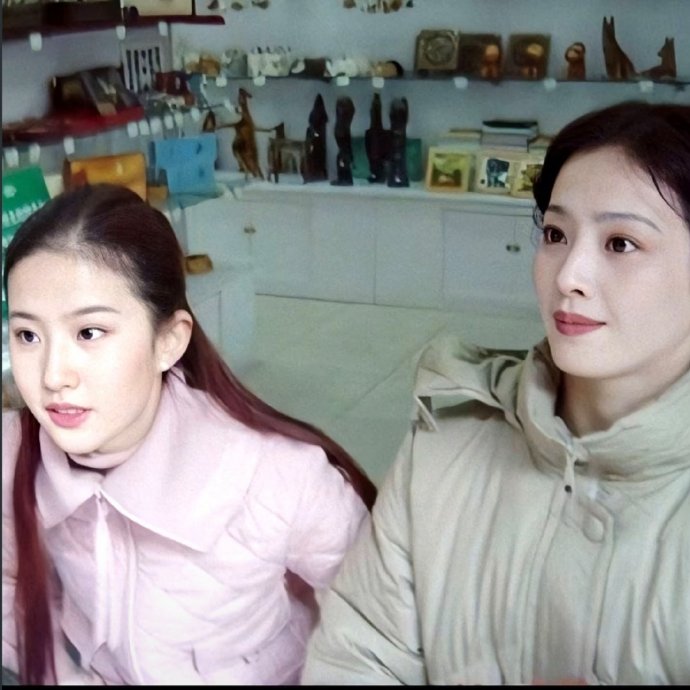 看到刘亦菲妈妈刘晓莉的节目，谁敢相信那时是44岁的颜值呀，年轻时不敢想象​​​