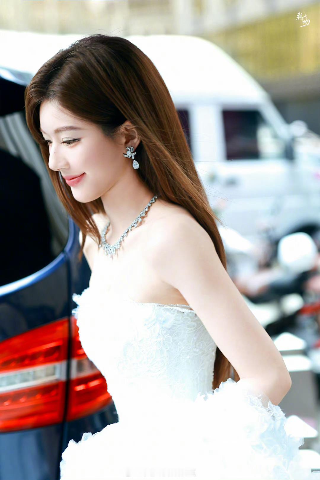 赵露思许我耀眼路透许妍好美