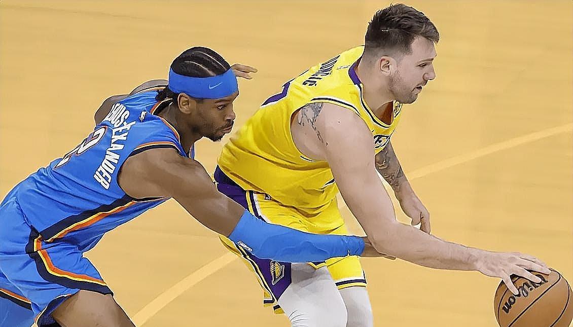 阿里纳斯真是语出惊人啊！东契奇自己都不敢这么说。前NBA球员阿里纳斯近日在自