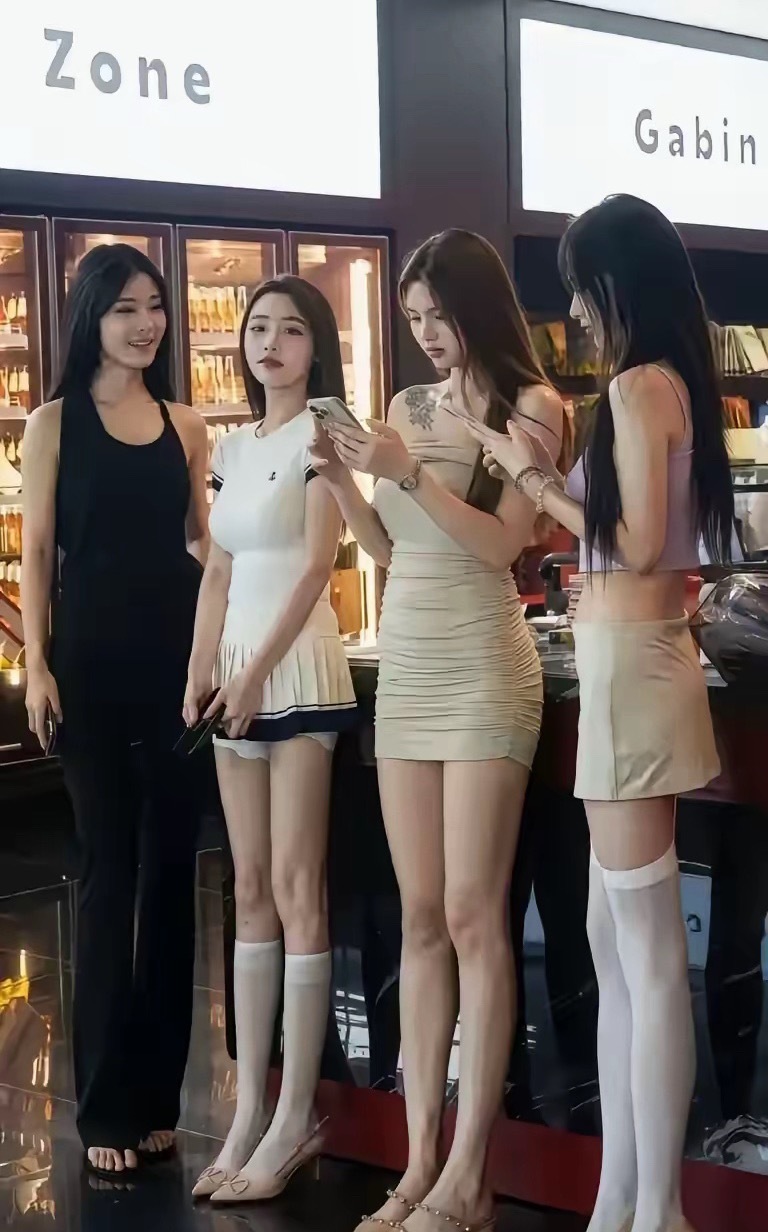 她们四个人，谁更适合娶回家？