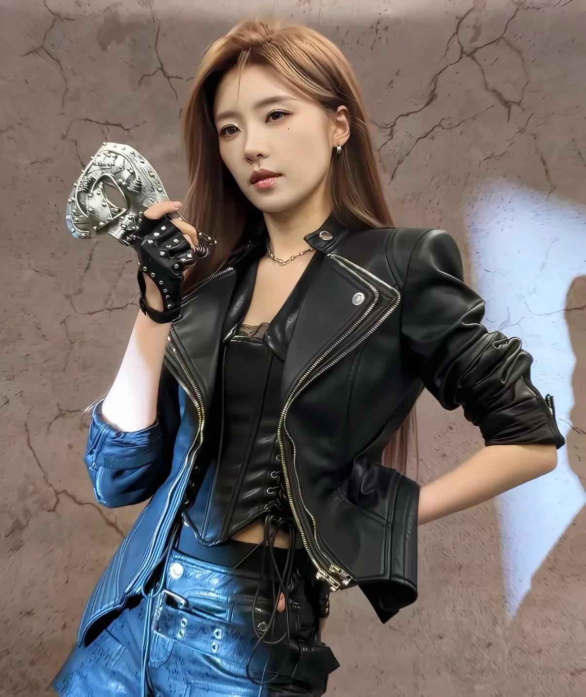 张月的演技，赞；荧幕形象，停留在《三十而已》；舞台表现，赞；观众缘，差强人