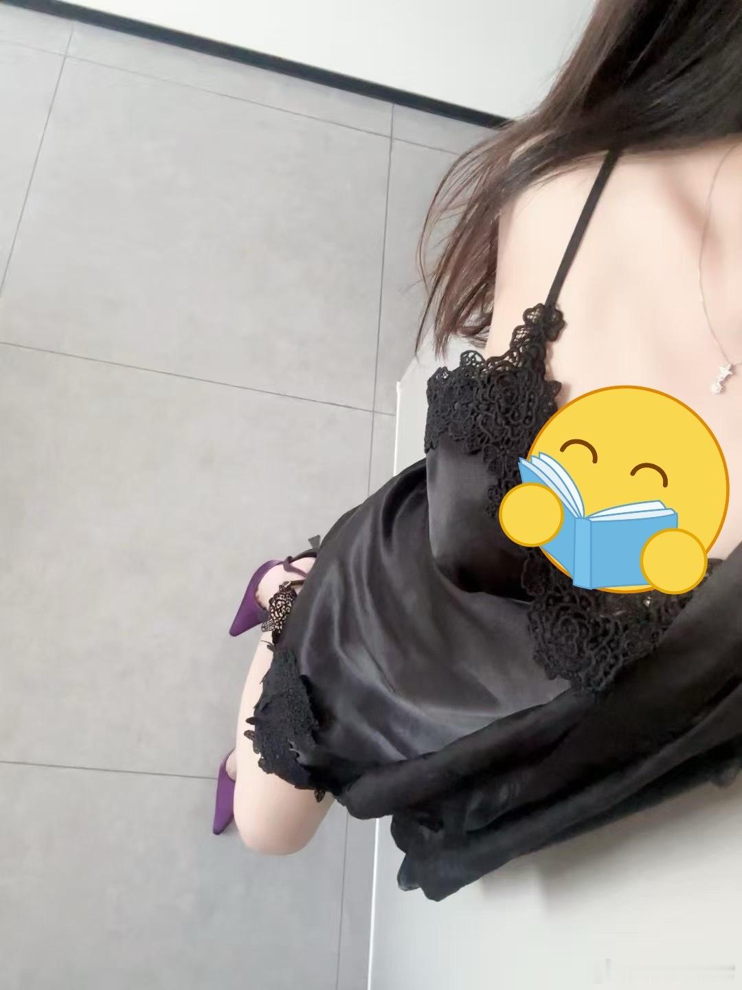 好好学习，明天要考。你好同学睡衣