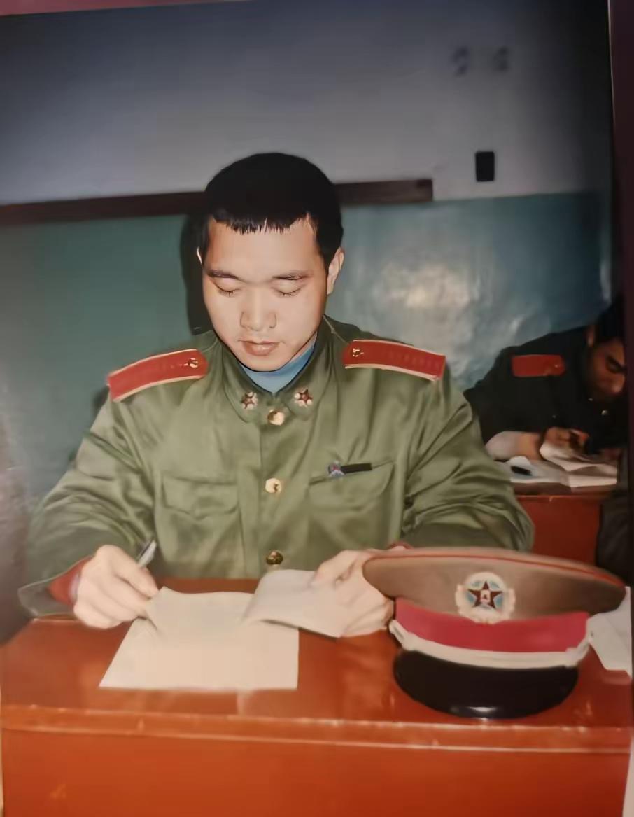 2024年1月，接到退休命令的那一刻，我心里五味杂陈。这一辈子，我把自己交给了高