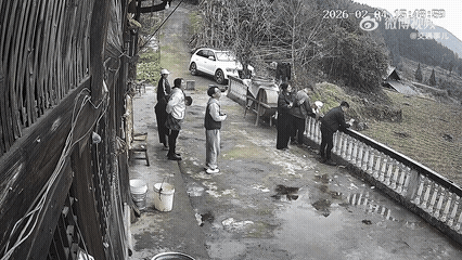 你们村电梯怎么这么吓人