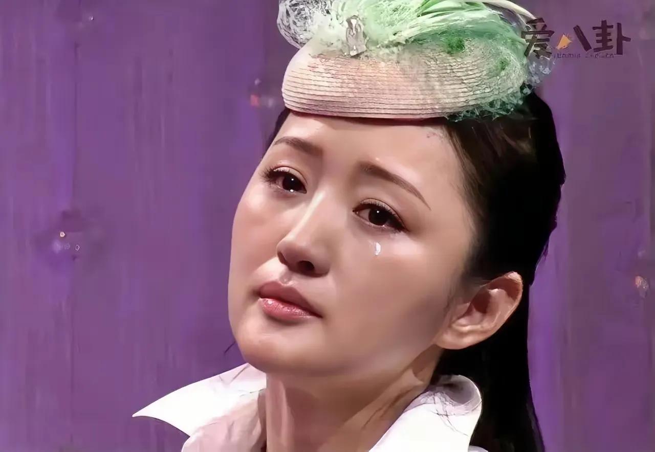杨钰莹和赖文峰彼此都是深爱对方的。那时候就是轰动一时，郎才女貌，郎貌女貌，郎才女