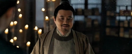 《藏海传》原来平津侯的管家是铁面人的人。藏海这回差点把命搭进去！平津侯那个老