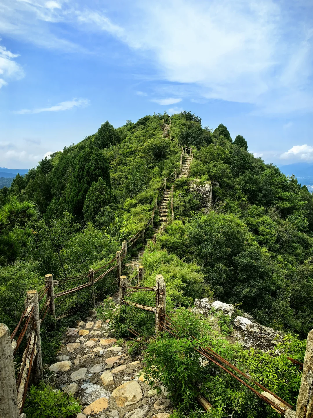 北京周边挖到“小千岛湖”🌊金海湖徒步