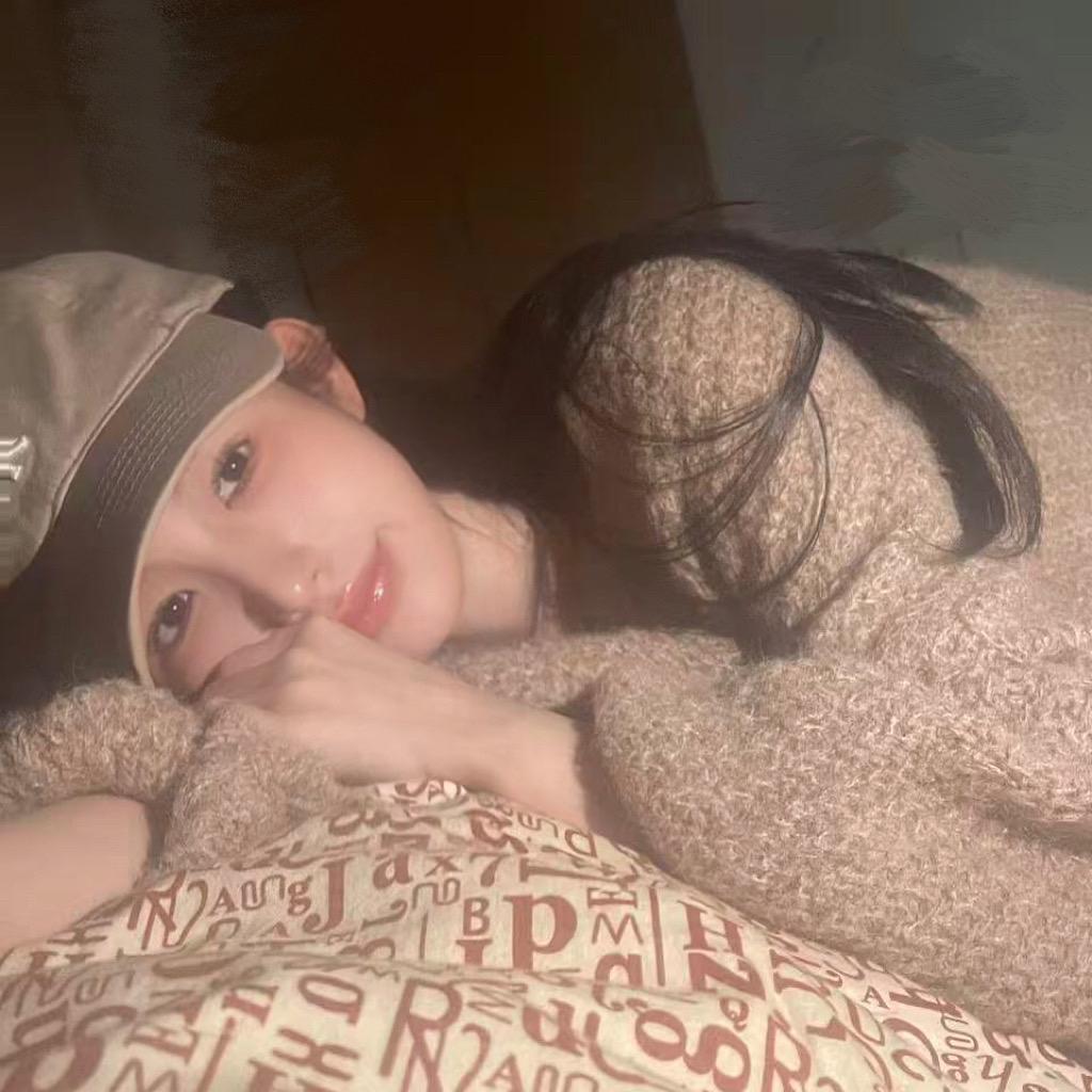 以前觉得难吃的蔬菜 苦涩的咖啡 无聊的独处 现在都很喜欢