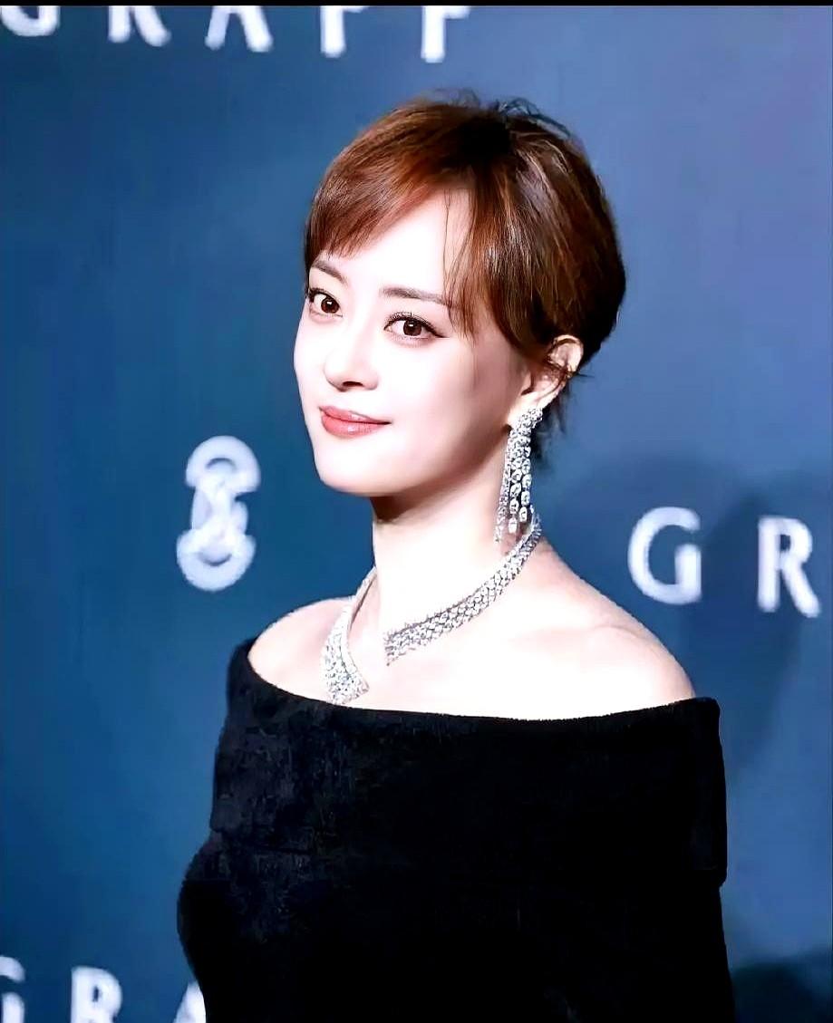 孙俪又炸了！短短两个月，包揽两大主流平台视后，直接历史第一人。刚在总台年度盛