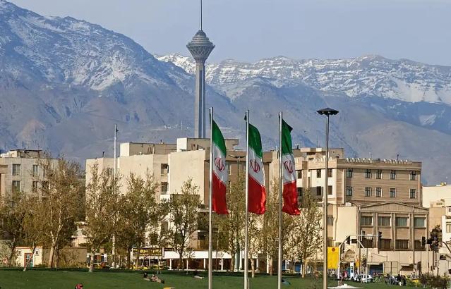 注定是徒劳的！4月29日，伊朗驻埃及开罗利益代表处负责人菲尔多西普尔表示：美