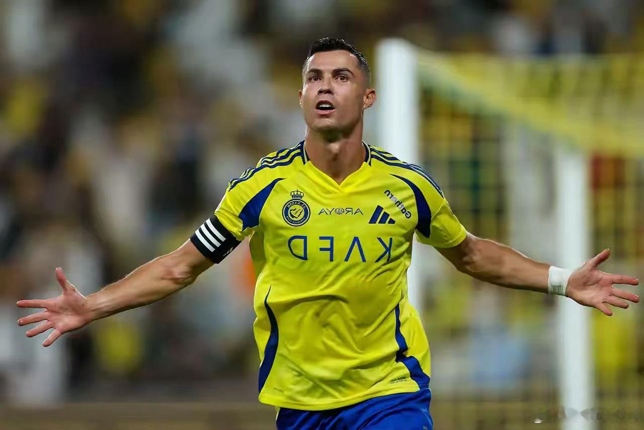 不查不知道，一查吓一跳！！40岁C罗——欧冠冠军5次；37岁梅西——欧冠冠军4次