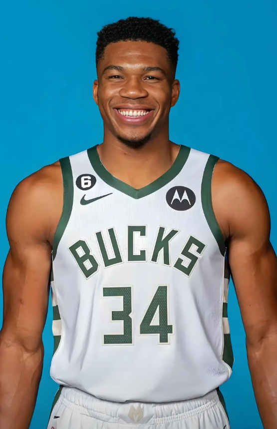 ✔NBA今夏最大悬念，字母哥真要走？权威记者Shams捅破窗户纸：开放≠不走！明