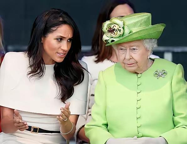 英王室的圈子，梅根应该是“融”不进去了！为何？离开太久是其一！另外就是，王