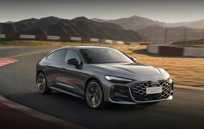燃油车+智驾？奥迪A5LSportback到店开卷，新车不仅继承了奥迪RS系列