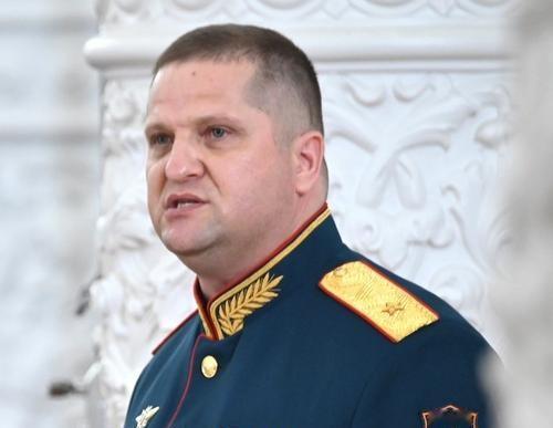 学习怎么跟着拉夫罗夫抓美国间谍的。一：布局，拉夫罗夫在会谈前制定了“诱敌计划”