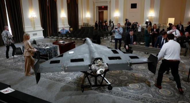 比比谁更“便宜”？美军仿造伊朗无人机，颠覆传统作战思路美军刚把一款叫LUCA