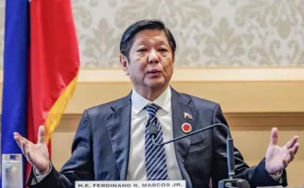 北京三天之内打出两张牌，一张打在菲律宾的经济命脉上，即日禁止菲律宾猪及其制品进口