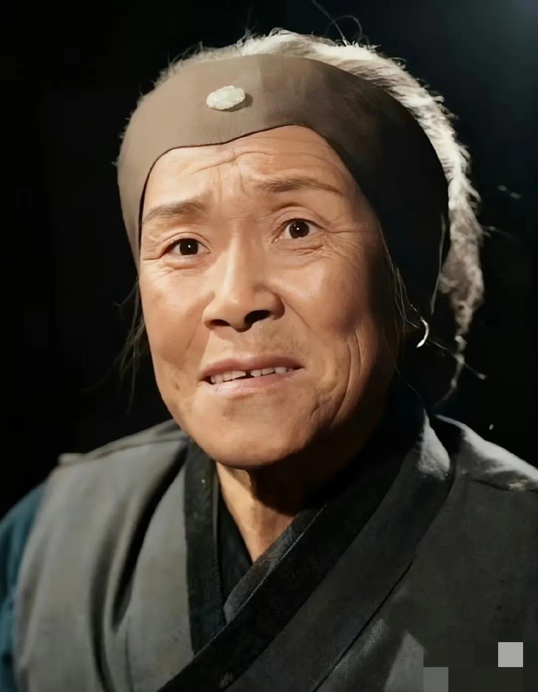 “刘姥姥”沙玉华走了，查了一下才知道，她的晚年生活居然是这么过来的!几年