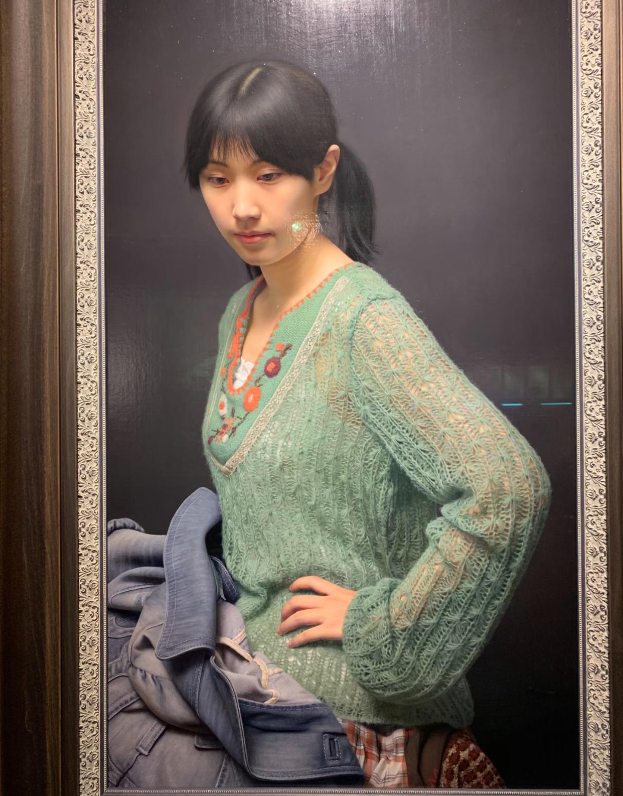 冷军这幅画卖7015万，看完细节才知道究竟值在哪，这个价很实惠仔细看，画中女