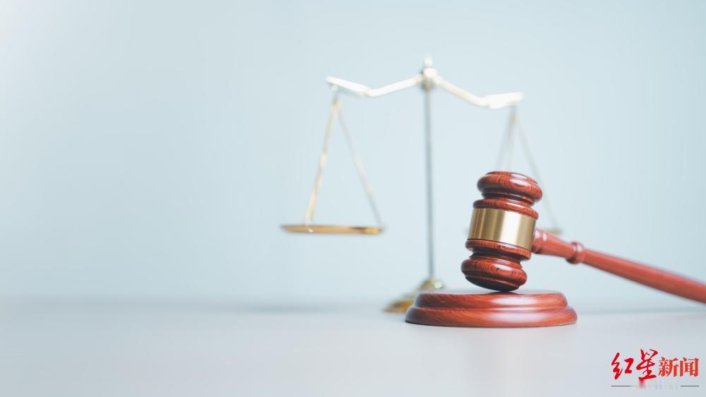 酒桌闯祸！3名共饮者各赔2万！1月4日云南大理，无证醉驾被吊销驾照的王某，与花