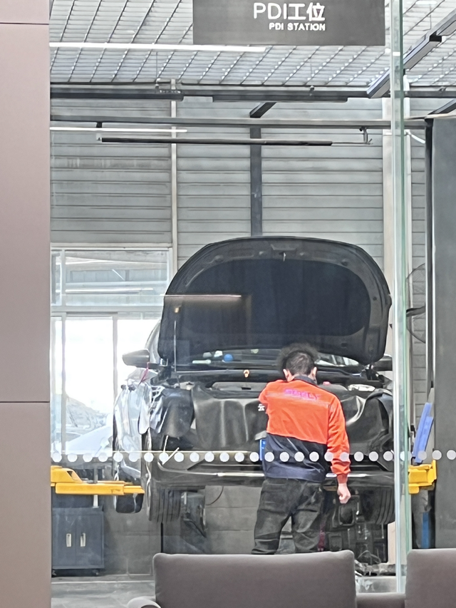 首保结束催了一个多月的首保终于去了，4儿子店做了一点点推销，让加一百二加个什么