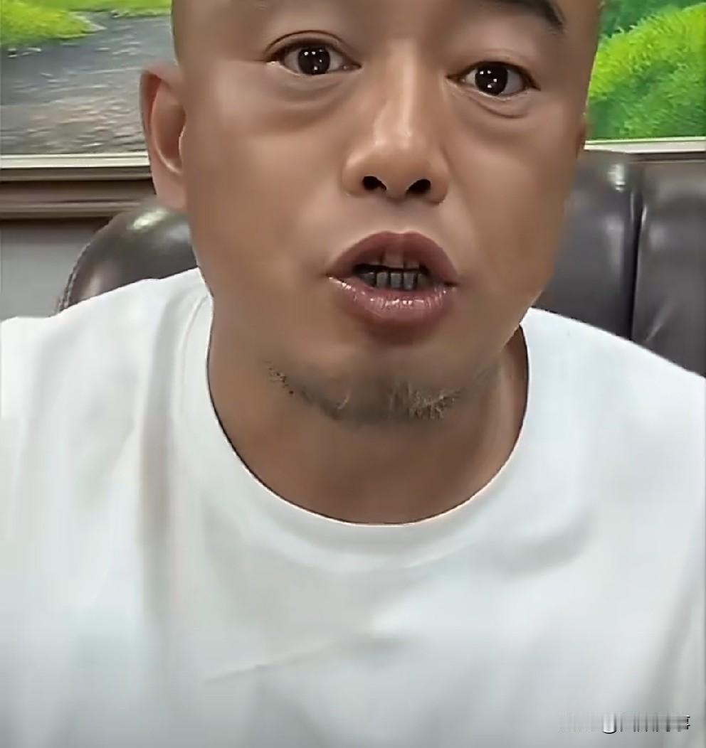 丁老五说二驴一个月内回归直播，方丈二驴合体天下无敌！驴