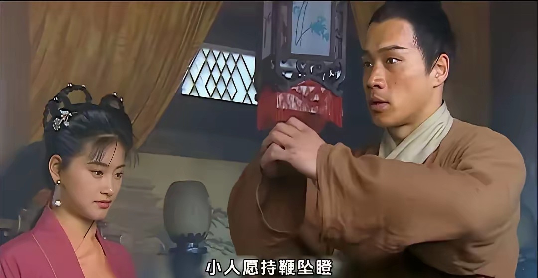 武松都说出，“小人愿意执鞭坠蹬，服侍恩相”的话来，张都监为何不顺势收下武松？简而言之，张都监没看上武