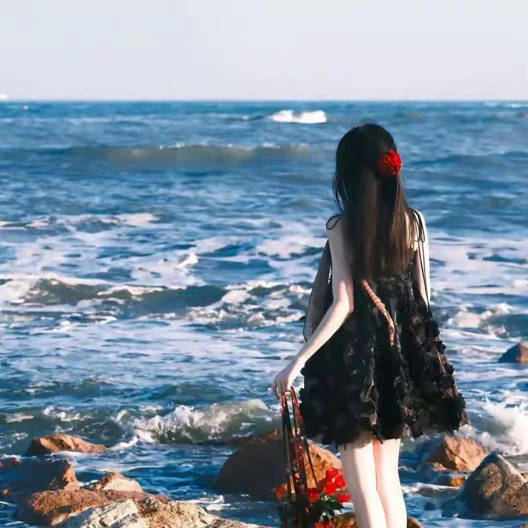 如何判断一个女人，是不是过日子的人？第一：如果朋友越多闺蜜越多，饭局