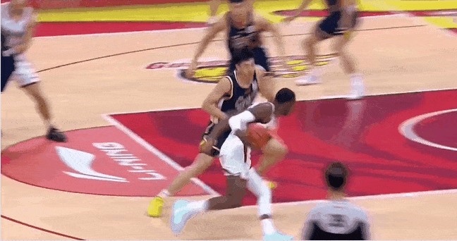 一言难尽！王少杰谈迪亚洛：“他的很多动作。”“确实是很危险。”“很容