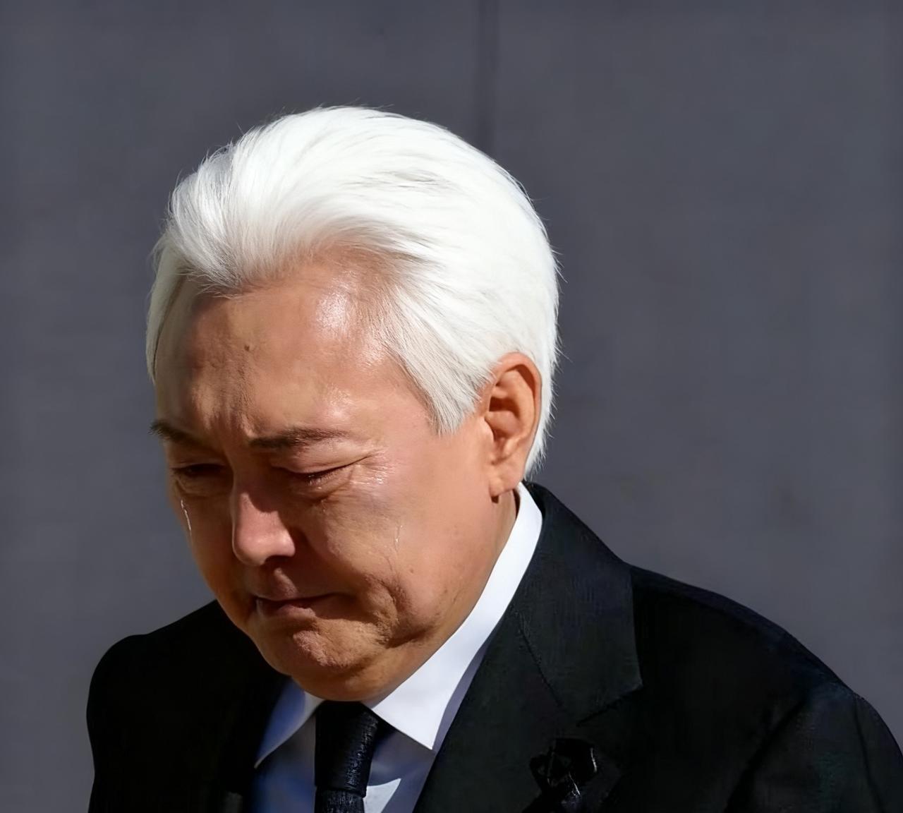 尹锡悦最不该、最后悔得罪的几个人：第一个自己的恩人文在寅，其实他的提升原本是不