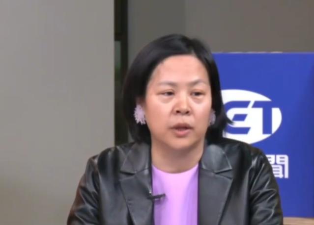 台湾民众党李贞秀昨天刚刚被民众党中评会开除，今天就上了绿营的节目狠狠的打脸民众党