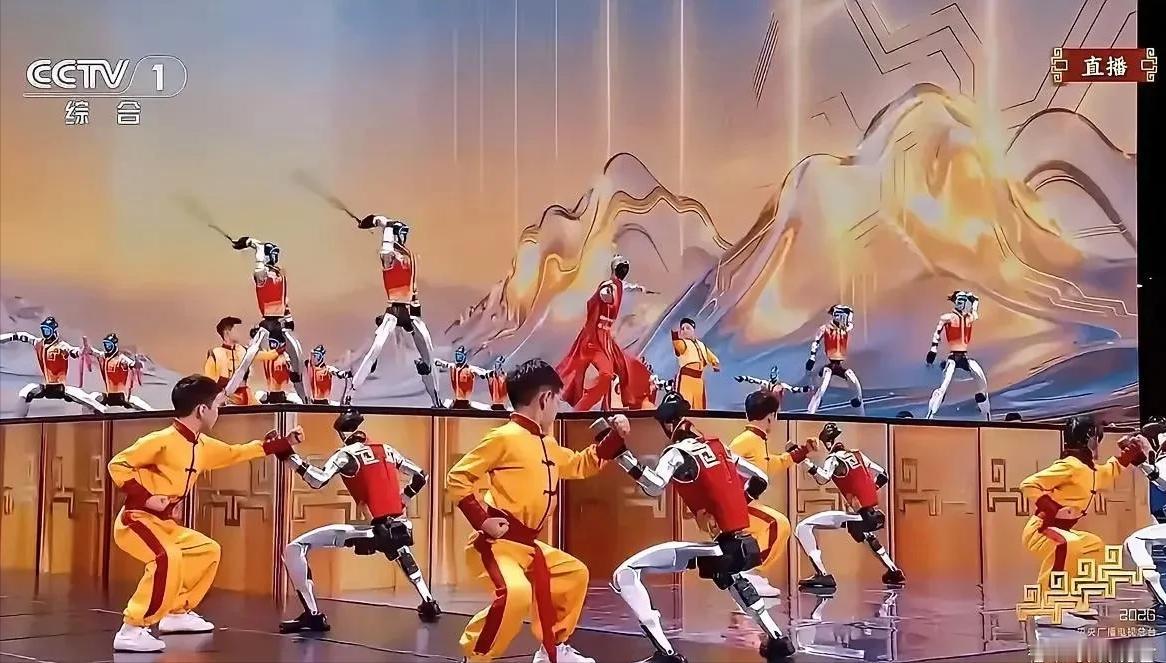 老美今晚怕是要彻底失眠了。看春晚的时候，原本以为又是那种笨拙的机器人在台上晃悠