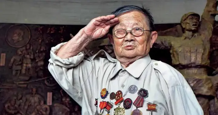 传奇抗日英雄李安甫：身高仅1米2，单枪匹马刺杀7名日军高级军官