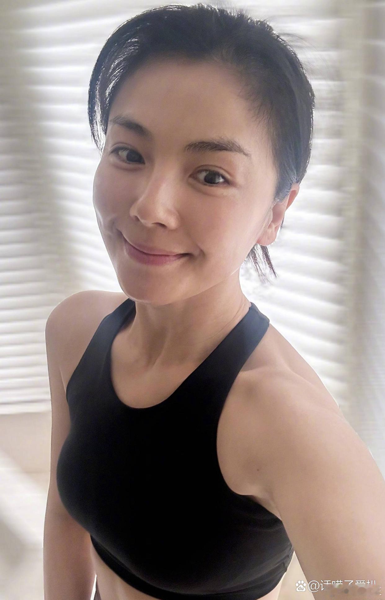 刘涛健身照曝光，这好身材绝了