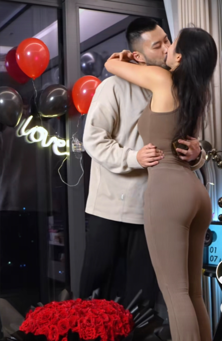著名篮球女神张曼源发视频官宣结婚，老公是一名圆脸络腮胡的健身人士，看起来两人很般
