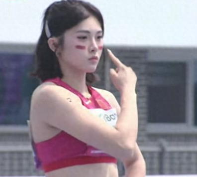 亚锦赛女子100米栏预赛：吴艳妮小组第二田中佑美强势领先