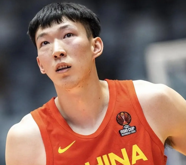 现役中国男篮仅有三位球员入选过男篮亚洲杯最佳阵容