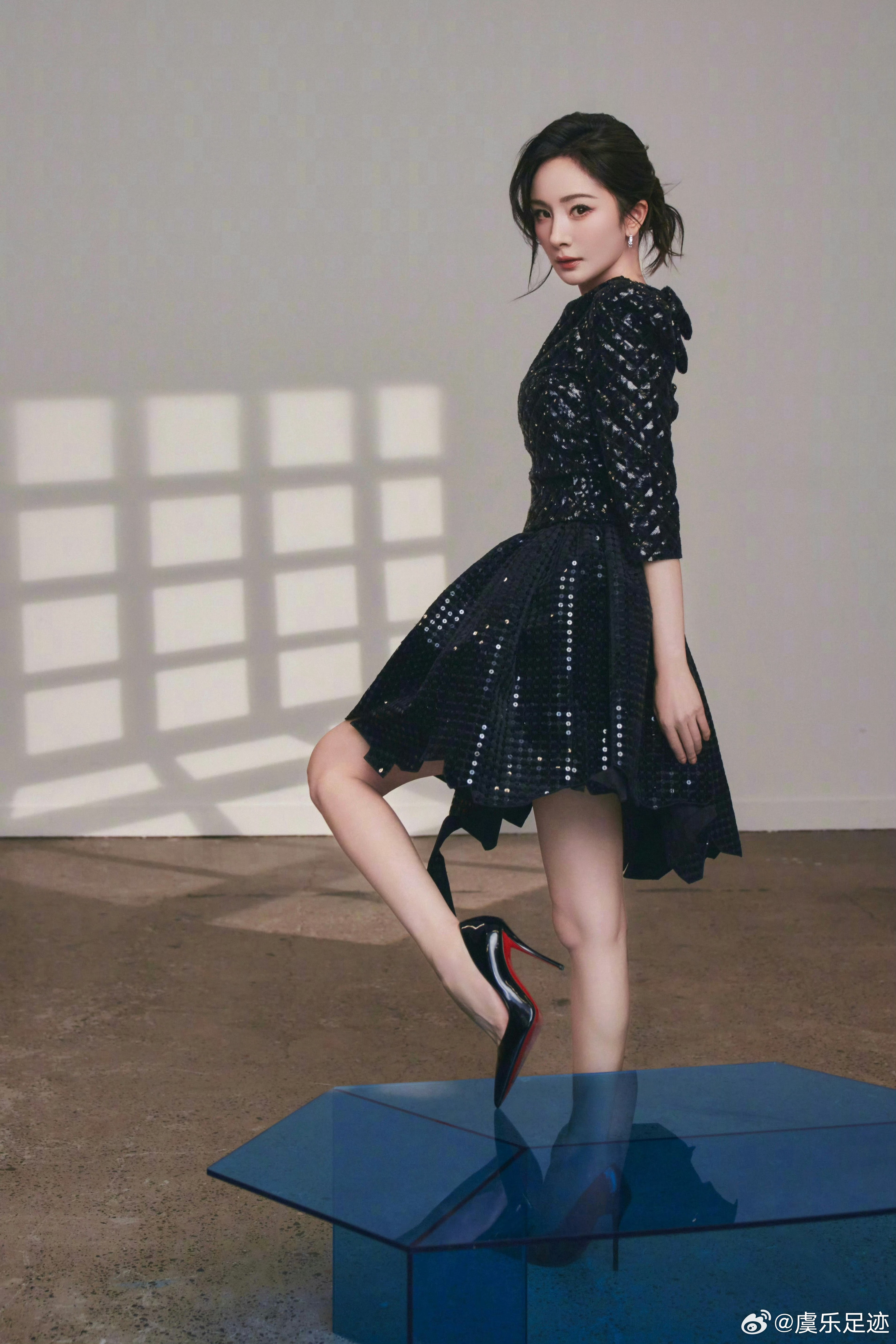 杨幂穿Prada的女王杨幂红底👠