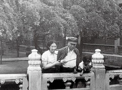 1948年，刘少奇在西柏坡迎娶了他的第六任妻子王光美。这是刘少奇一生中最后一段婚